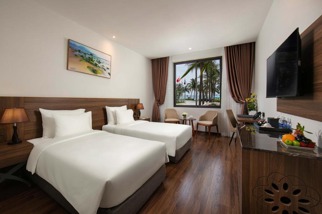 Nesta Hotel Da Nang Exterior photo