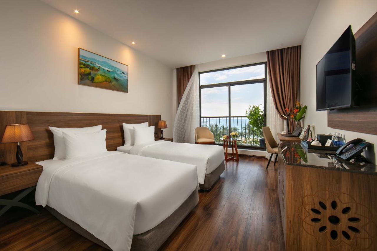 Nesta Hotel Da Nang Exterior photo