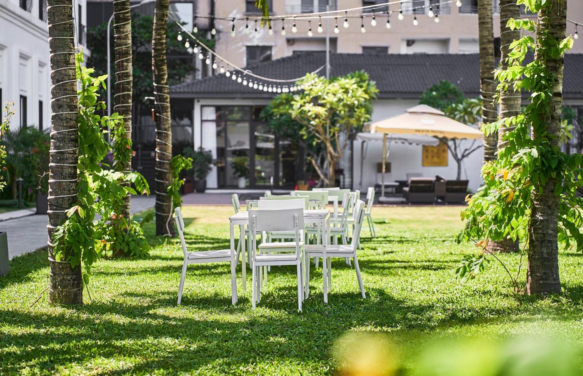 Nesta Hotel Da Nang Exterior photo